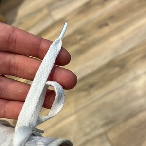 converse white shoe laces